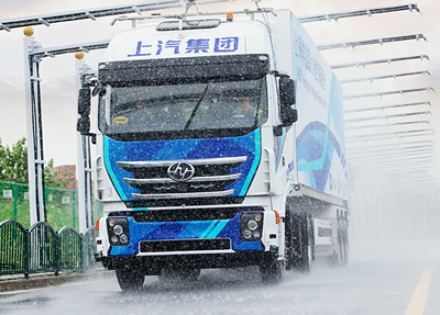 وحدة الجر (الجرار، رأس قاطرة) الكهربائية بتكوين 4×2 (Genlyon)